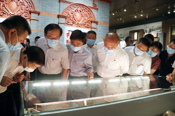 郝鹏、、、国资、、、央企、、、国资委、、、书记、、、主任、、、国企、、、企业刷新